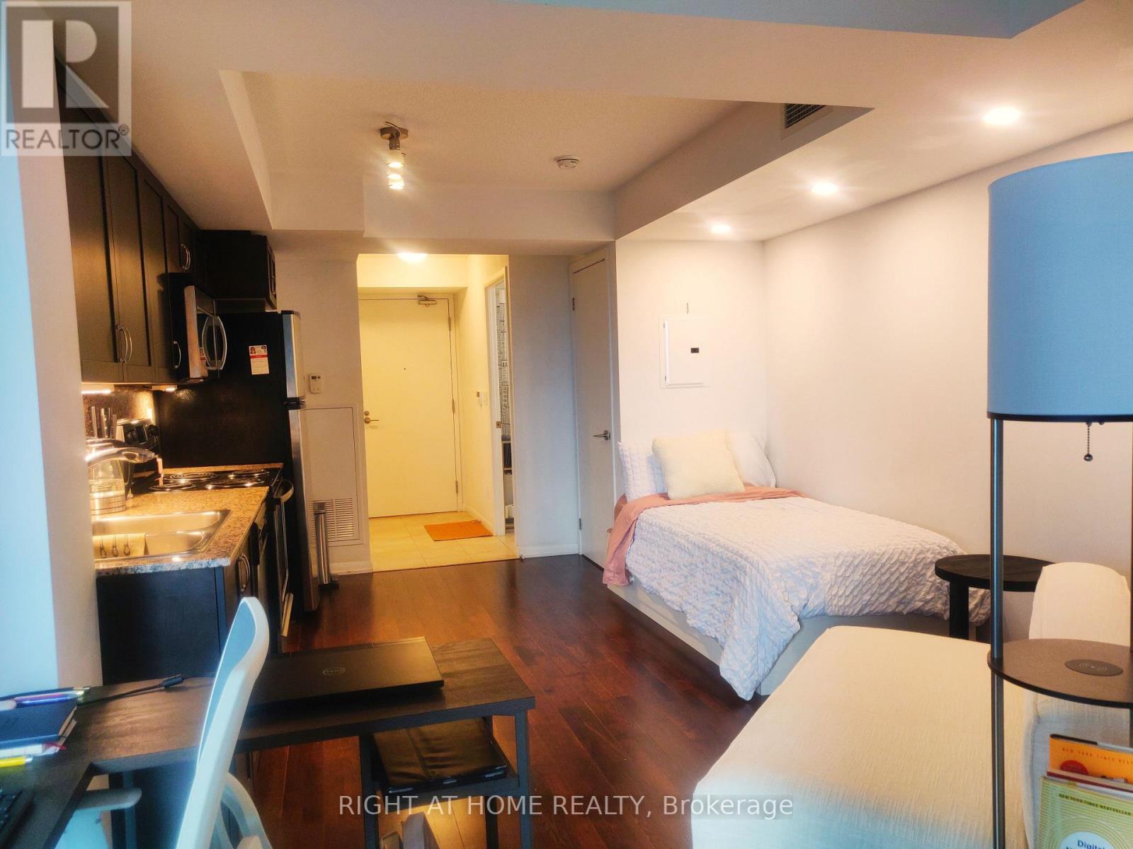 1058 - 209 FORT YORK BOULEVARD, Toronto (Niagara) — photo 4