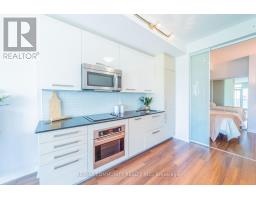1210 - 210 Simcoe Street, Toronto, ON M5T0A9 Photo 13