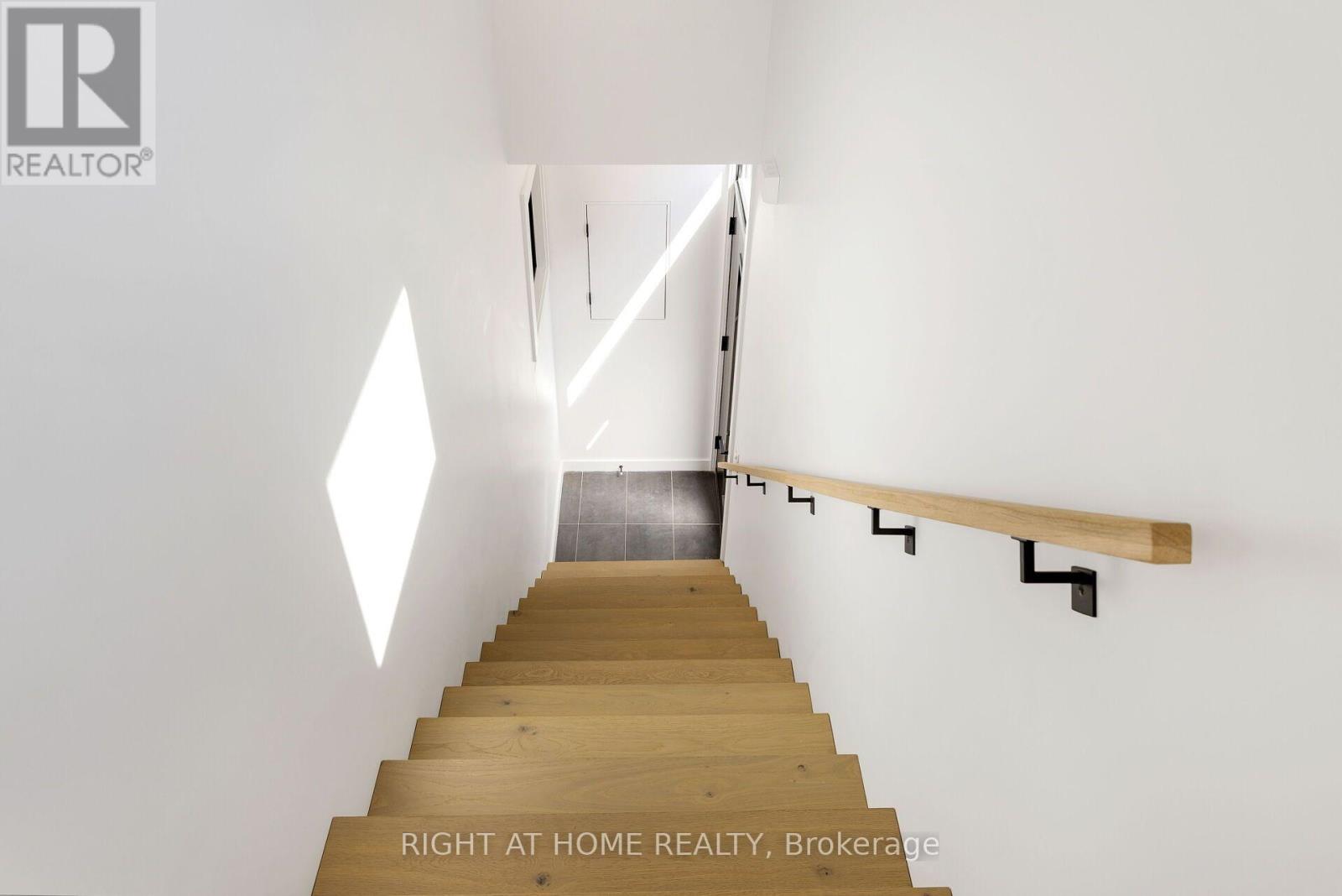 UPPER - 86 LANSDOWNE AVENUE, Toronto (Roncesvalles) — photo 19