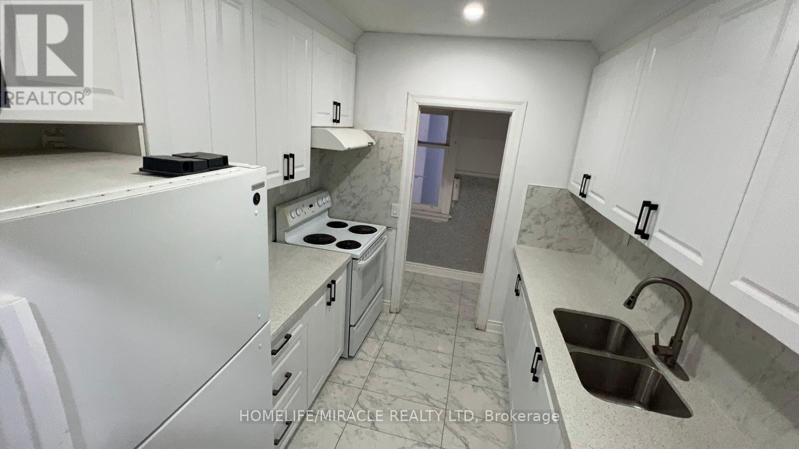 213 QUEEN STREET W, Brampton (Downtown Brampton)