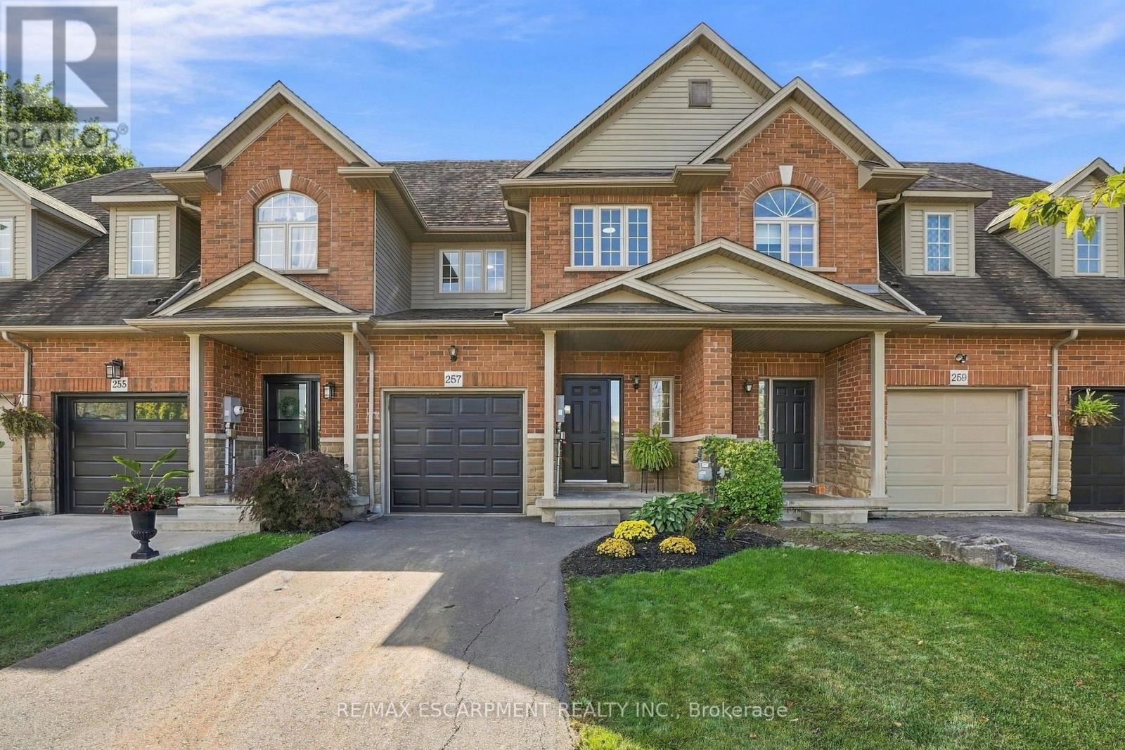 257 SOUTHBROOK DRIVE, Hamilton (Binbrook)
