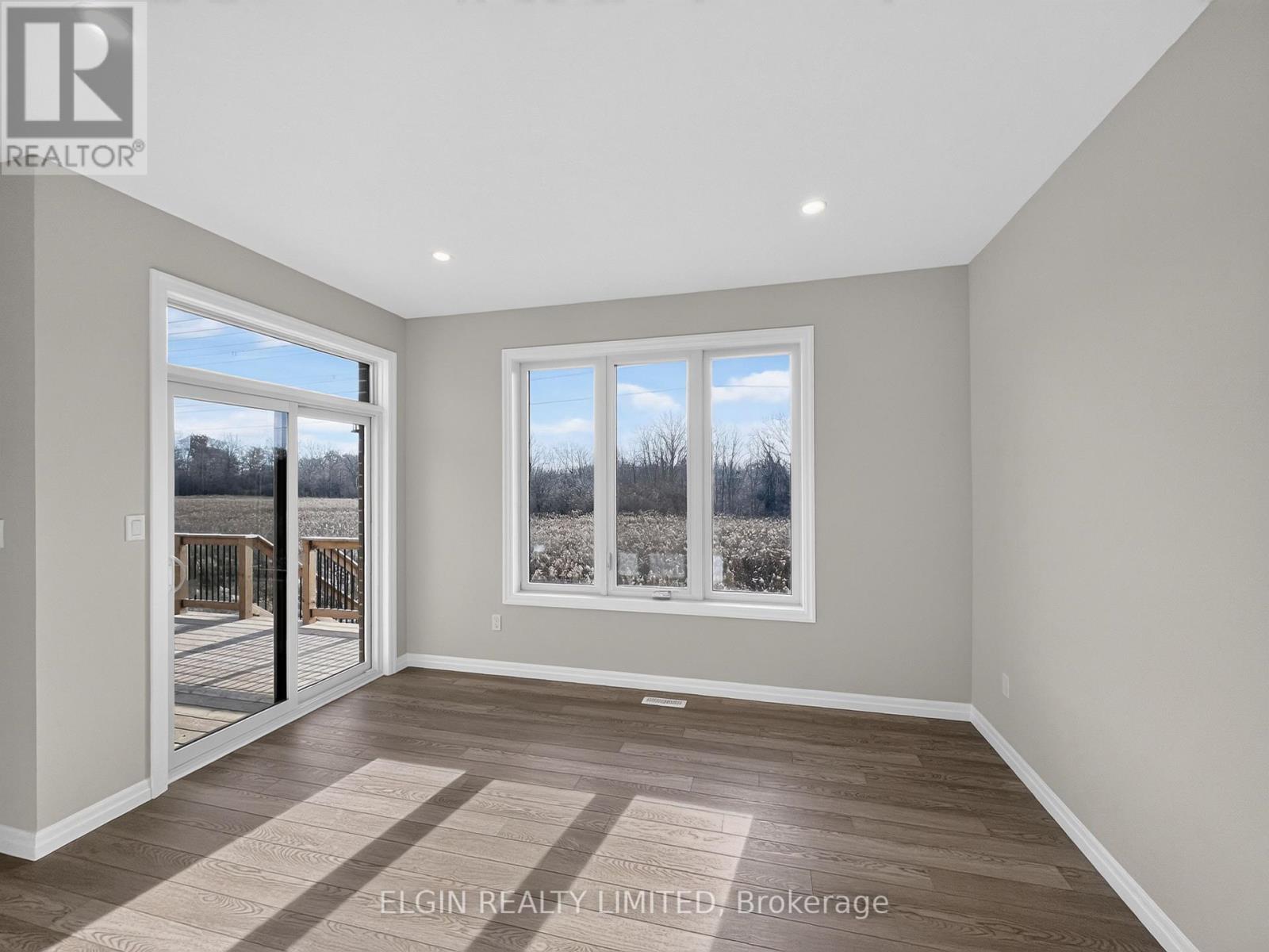 10 HORIZON COURT Property Photo