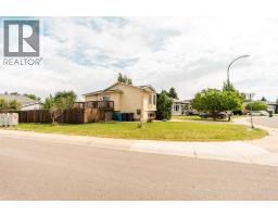 194 Mt Blakiston Road W - photo 4