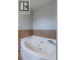 104 Coalbanks Boulevard W - photo 42