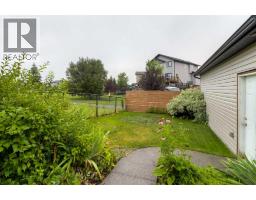 104 Coalbanks Boulevard W - photo 8