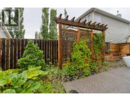 104 Coalbanks Boulevard W - photo 12