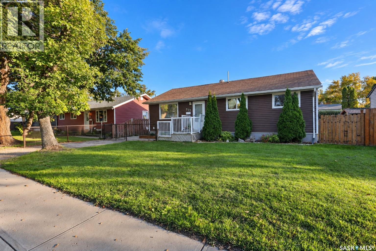 539 24th STREET E - 37