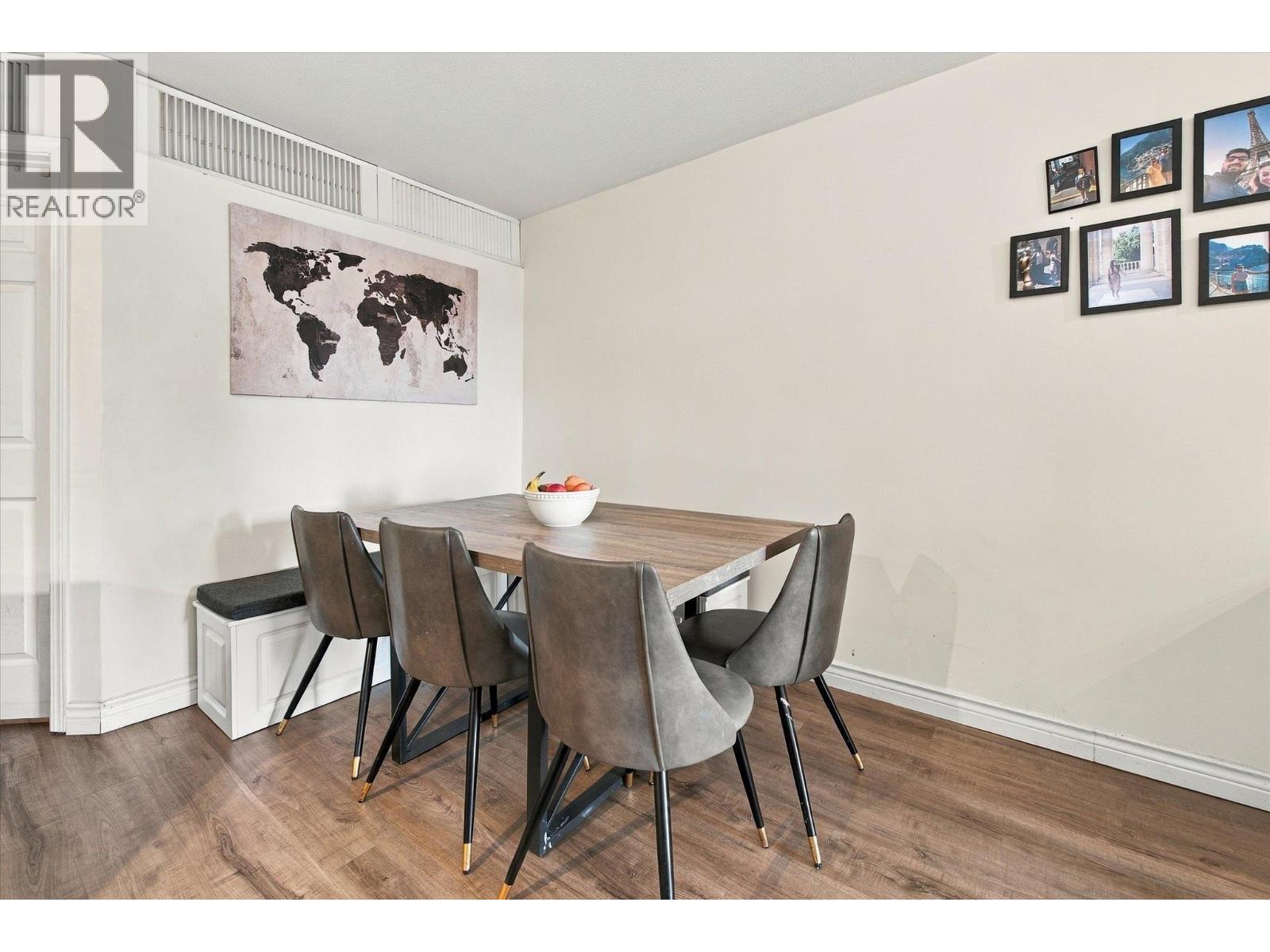 323 760 KINGSWAY, Vancouver