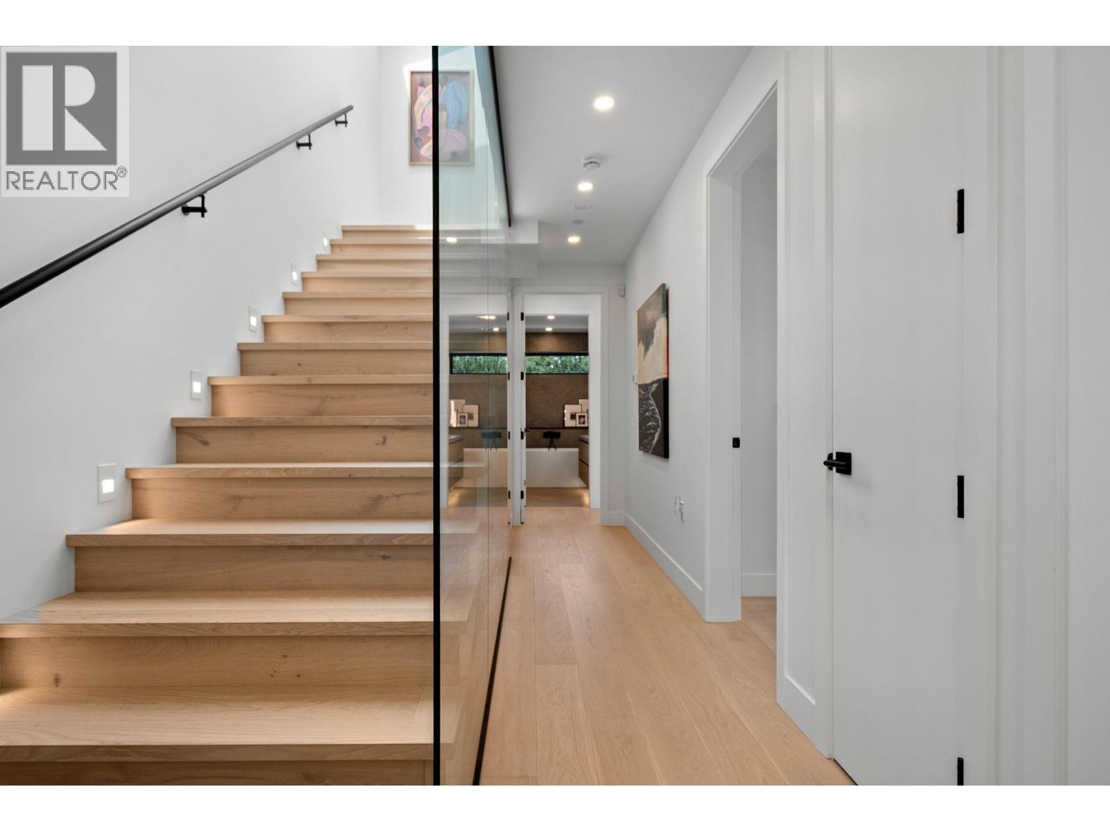 2987 W 40TH AVENUE, Vancouver