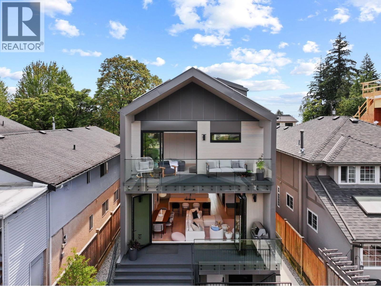 2987 W 40TH AVENUE, Vancouver