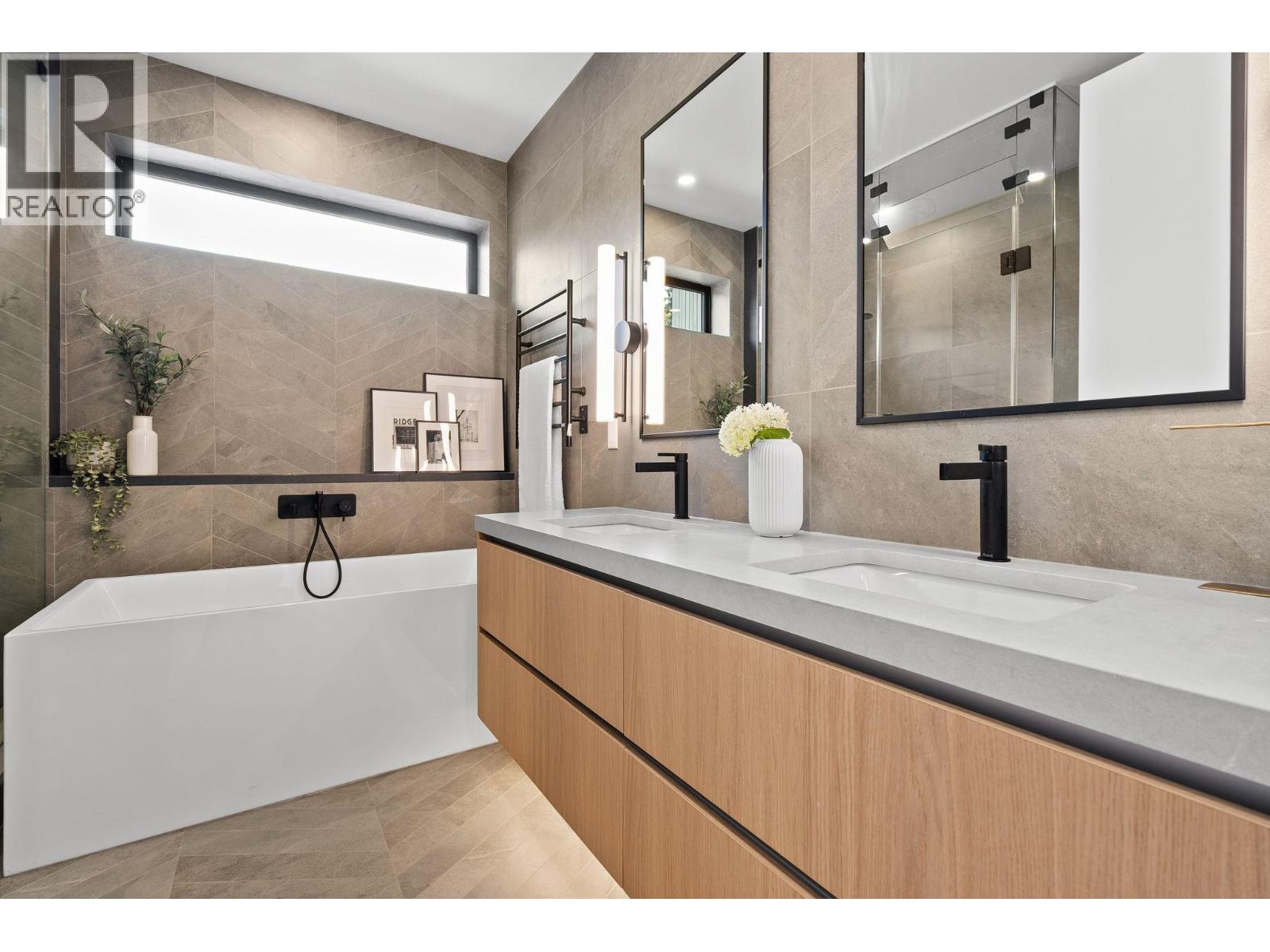 2987 W 40TH AVENUE, Vancouver