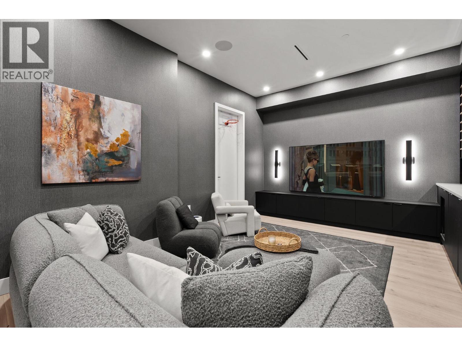 2987 W 40TH AVENUE, Vancouver