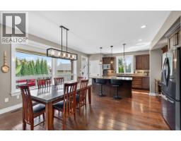 1213 Burkemont Place, Coquitlam, BC V3B0C8 Photo 10