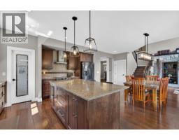 1213 Burkemont Place, Coquitlam, BC V3B0C8 Photo 13