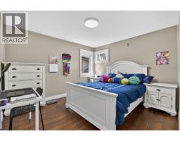 1213 Burkemont Place, Coquitlam, BC V3B0C8 Photo 21