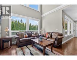 1213 Burkemont Place, Coquitlam, BC V3B0C8 Photo 8