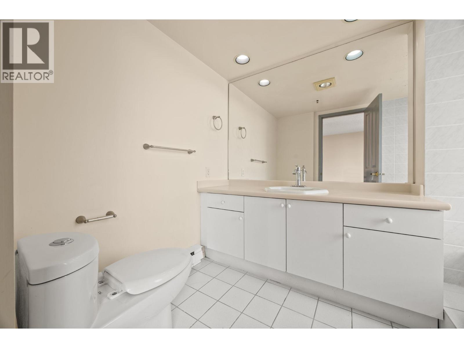 1804 551 AUSTIN AVENUE, Coquitlam - Image 1