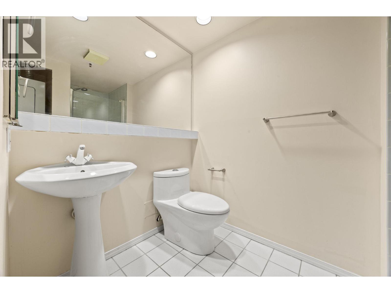 #1804 551 AUSTIN Avenue, Coquitlam, British Columbia, V3K6R7, Coquitlam, British Columbia — photo 4 of 5