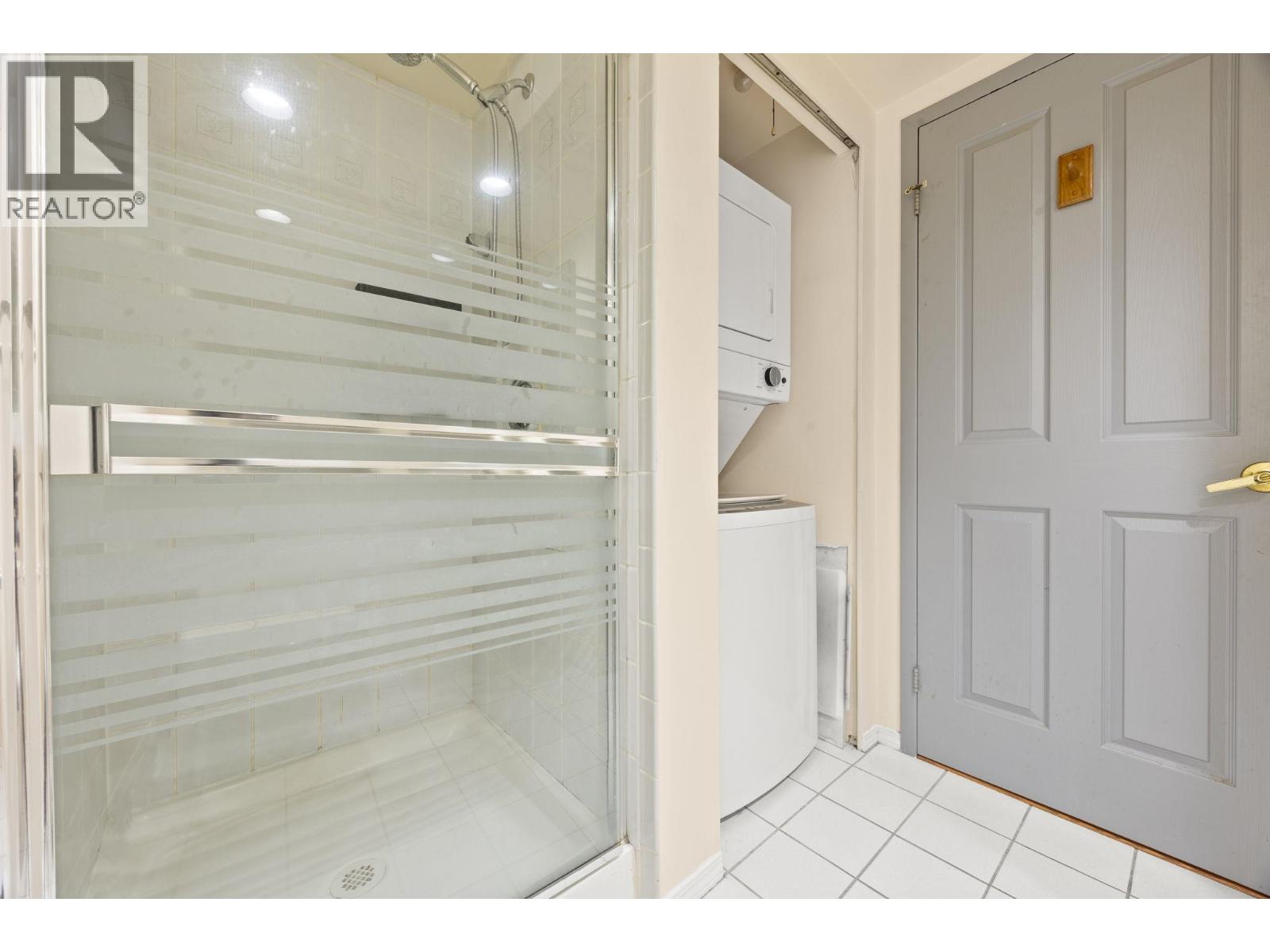 #1804 551 AUSTIN Avenue, Coquitlam, British Columbia, V3K6R7, Coquitlam, British Columbia — photo 5 of 5