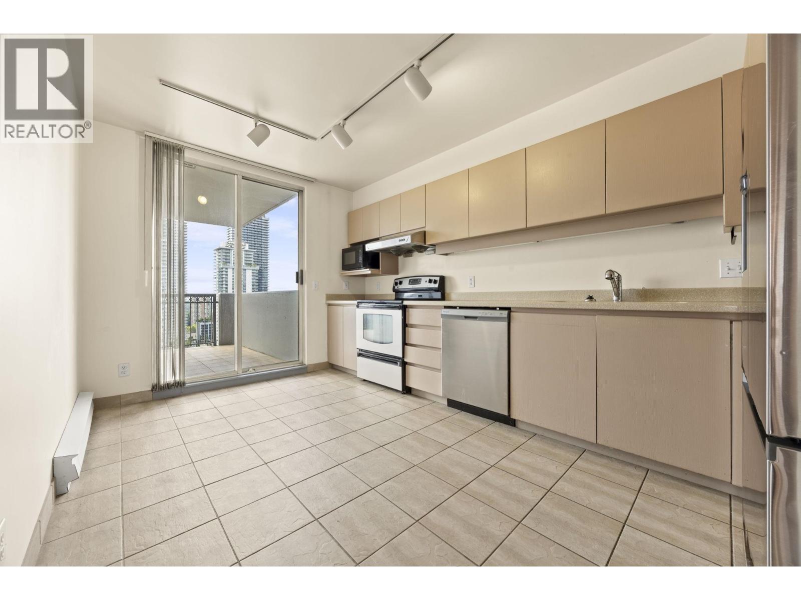 1804 551 AUSTIN AVENUE, Coquitlam - Image 1