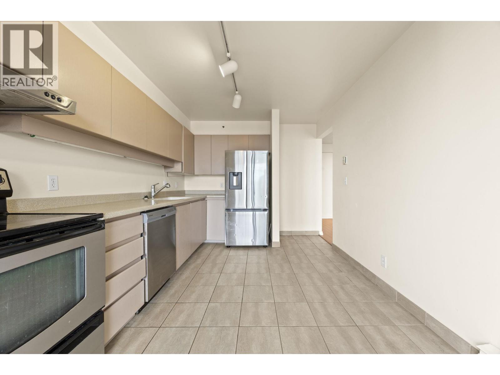 1804 551 AUSTIN AVENUE, Coquitlam - Image 1