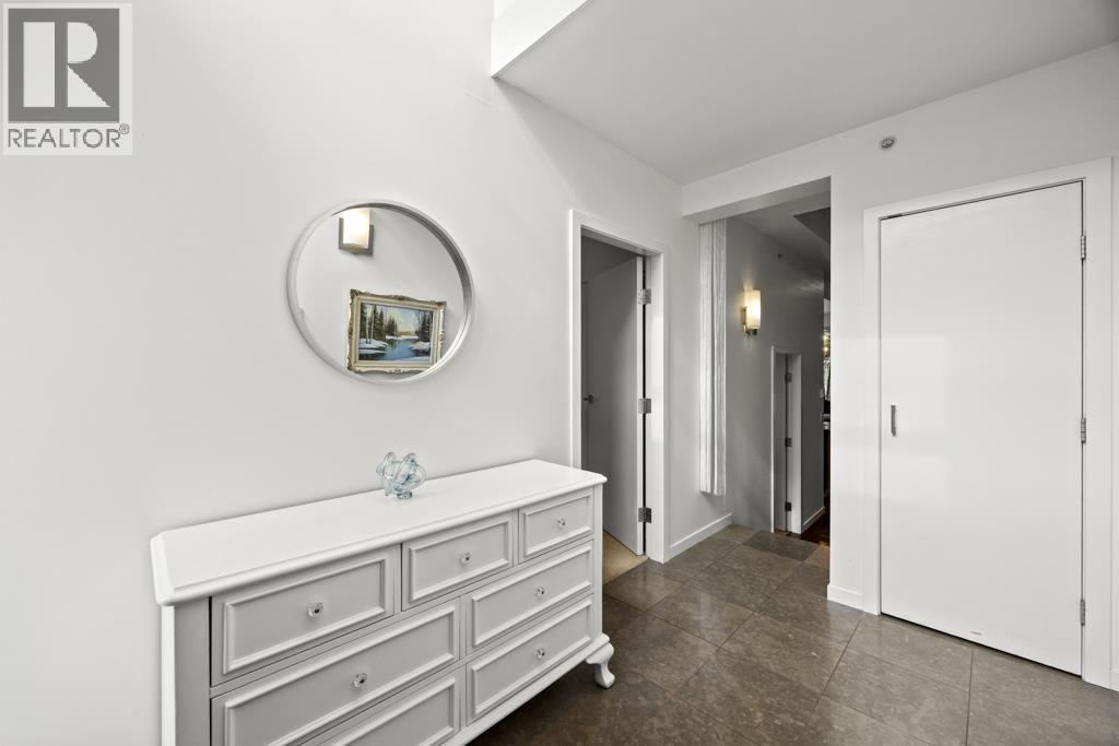 59** WALTER GAGE Road, Vancouver, British Columbia, V6T0A9, Vancouver, British Columbia — photo 2 of 5