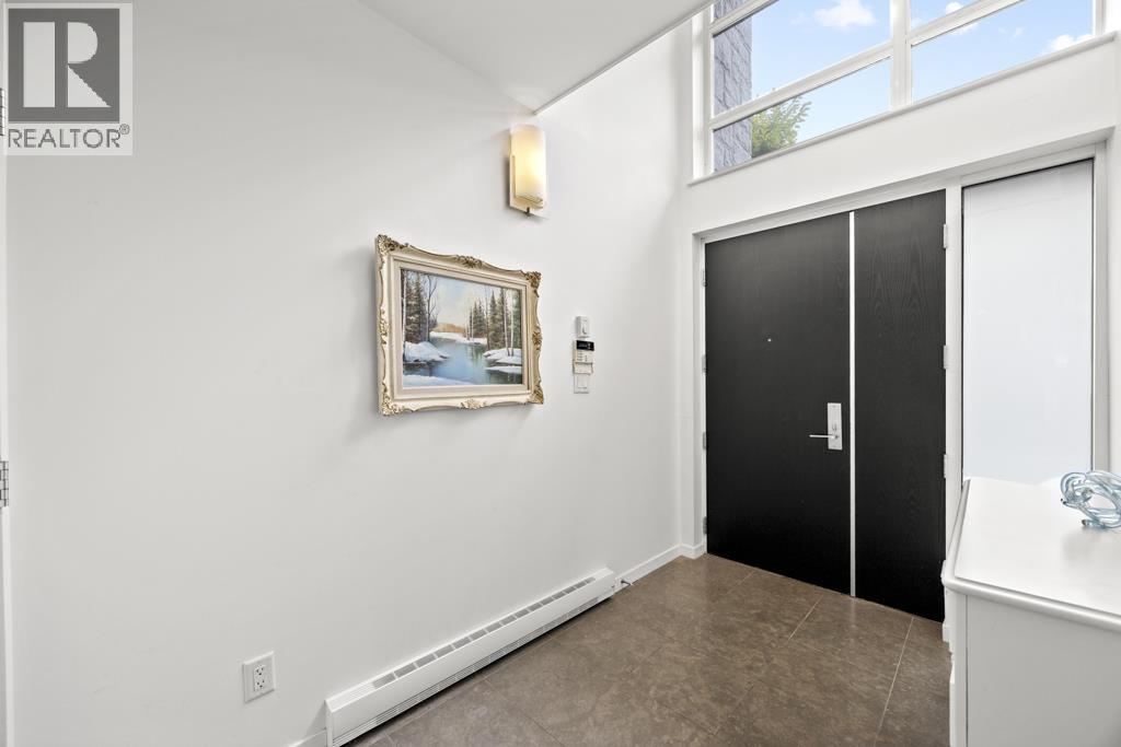 59** WALTER GAGE Road, Vancouver, British Columbia, V6T0A9, Vancouver, British Columbia — photo 3 of 5