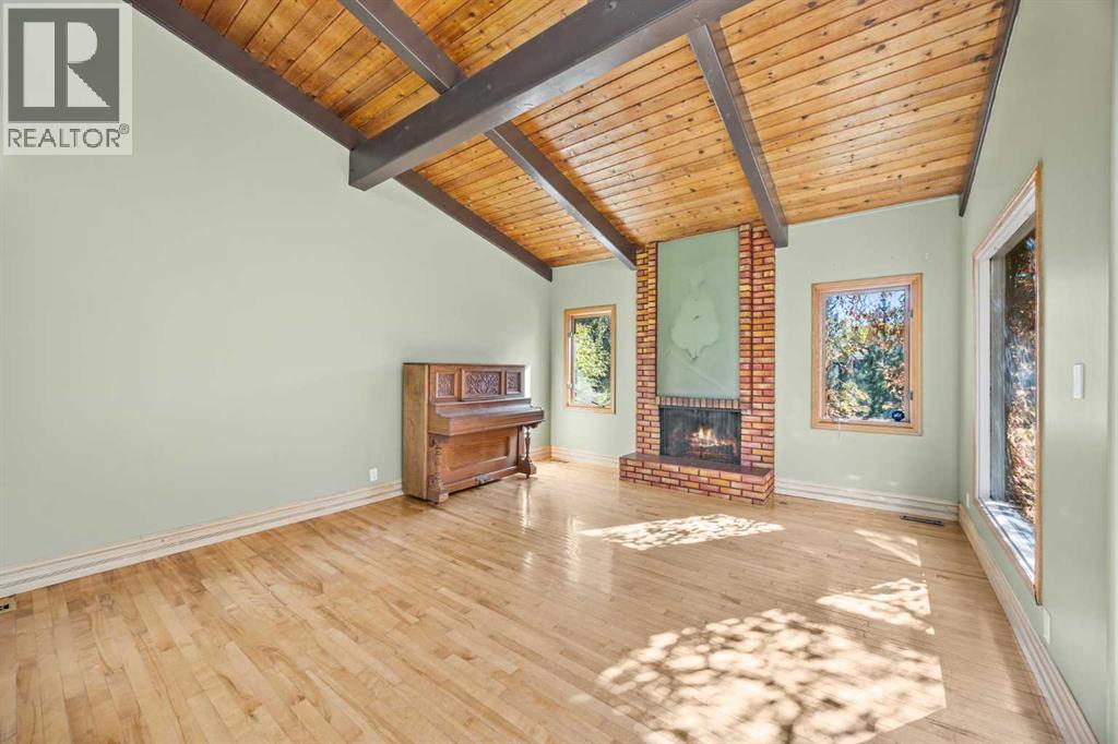1336 116 Avenue SW - 2