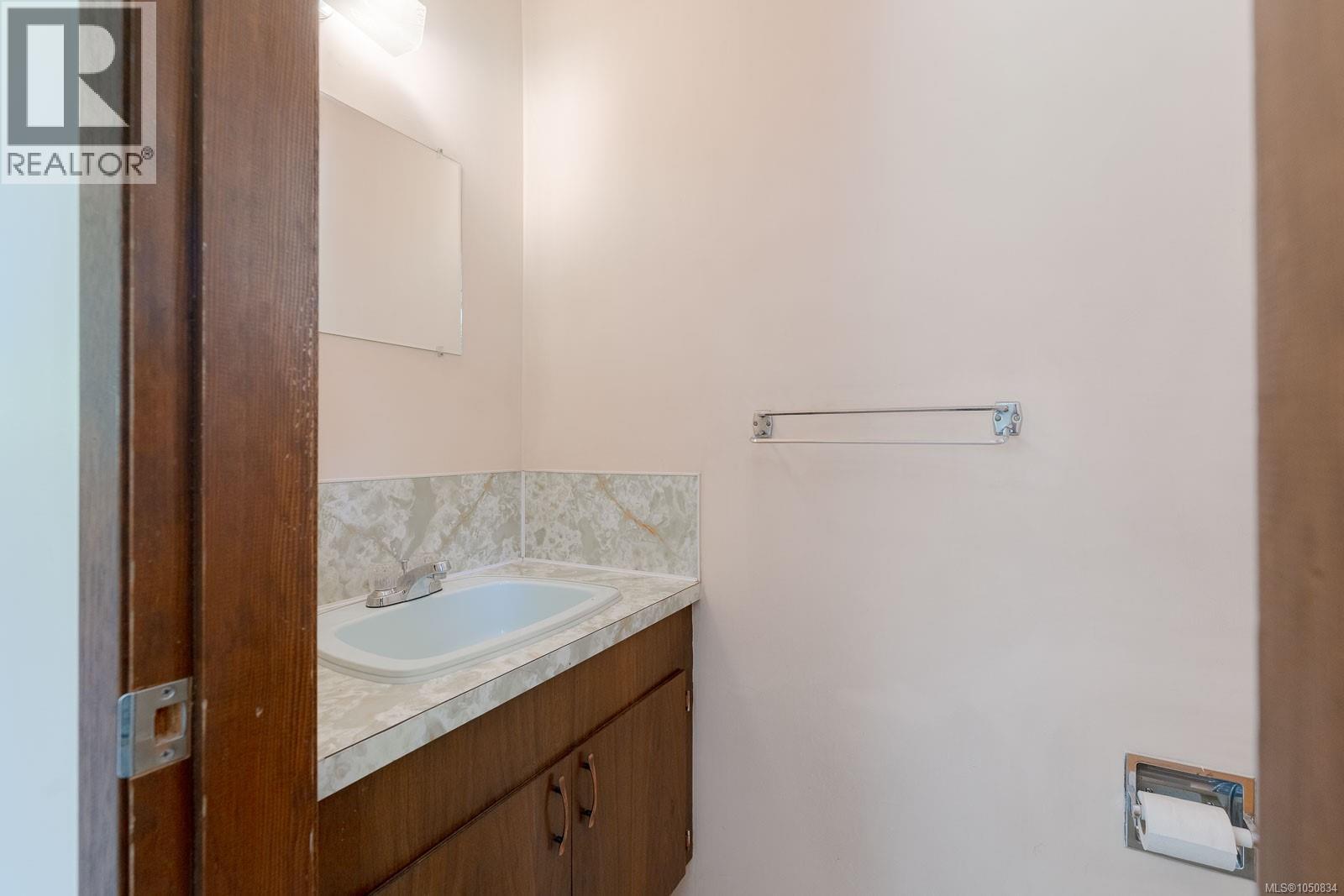 3541 Casey Rd - 33