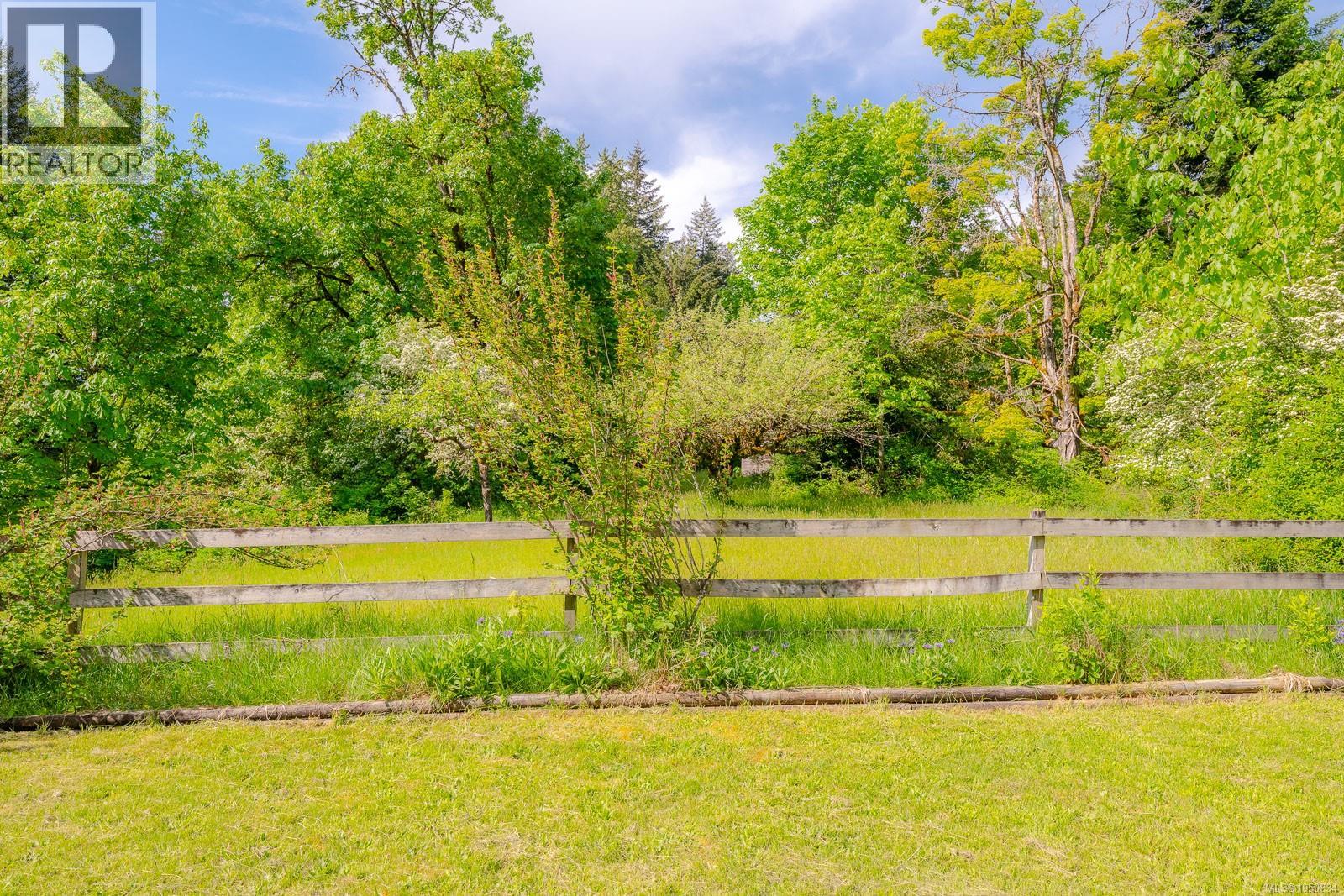 3541 Casey Rd - Image 46