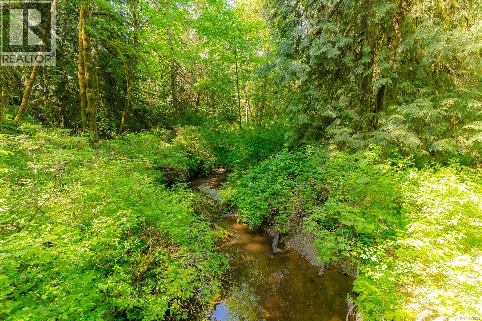 3541 Casey Rd - Image 49