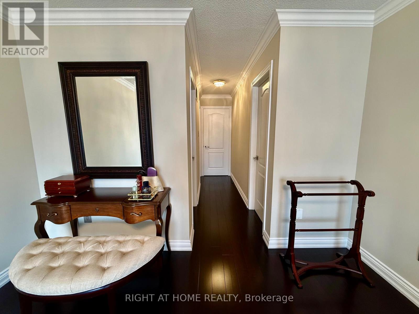 129 FOUR SEASONS CRESCENT - 21