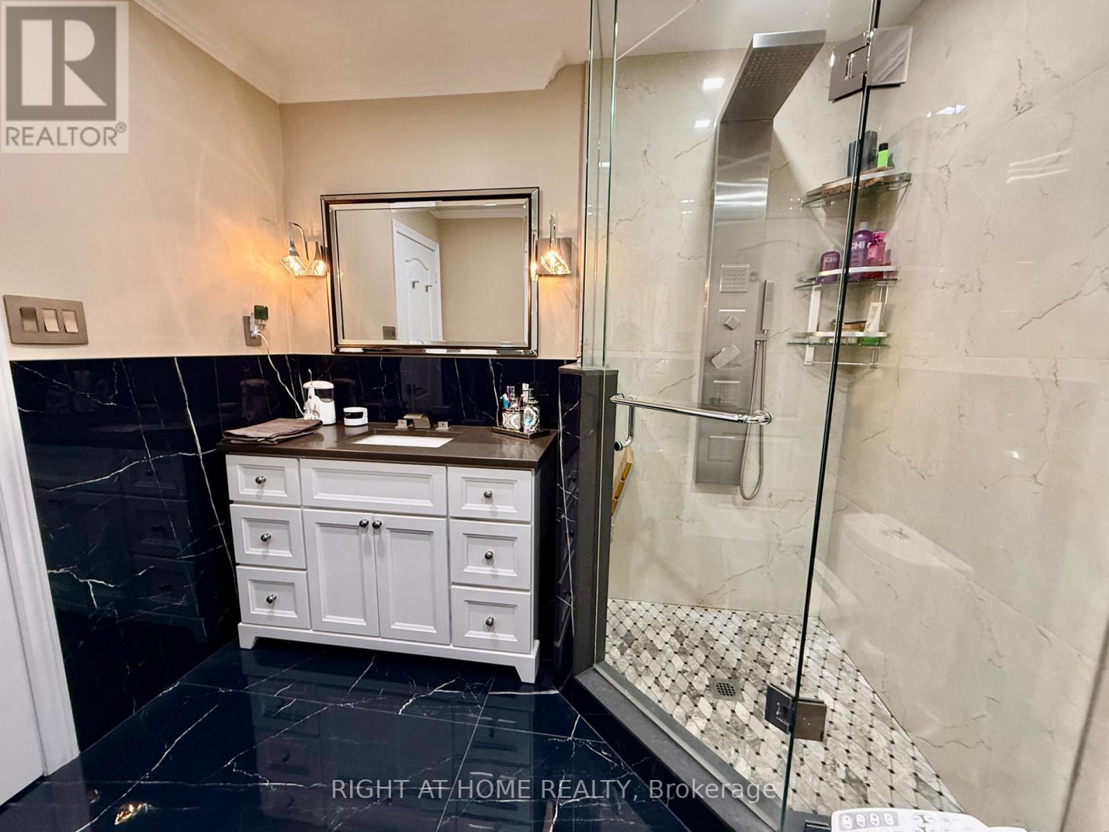 129 FOUR SEASONS CRESCENT - Image 22