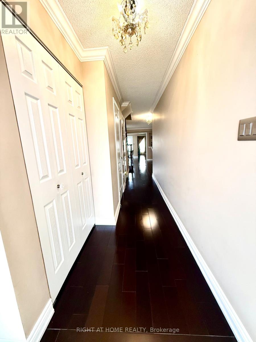 129 FOUR SEASONS CRESCENT, East Gwillimbury — photo 4