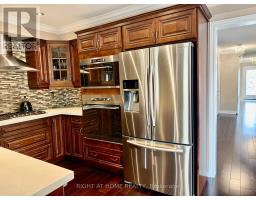 129 Four Seasons Crescent, East Gwillimbury, ON L9N0C2 Photo 12