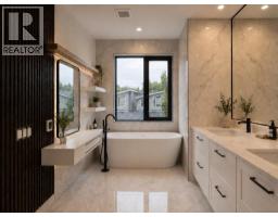 4pc Bathroom - 640 37 Street Sw, Calgary, AB T3C1R9 Photo 11