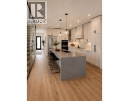5pc Bathroom - 640 37 Street Sw, Calgary, AB T3C1R9 Photo 7