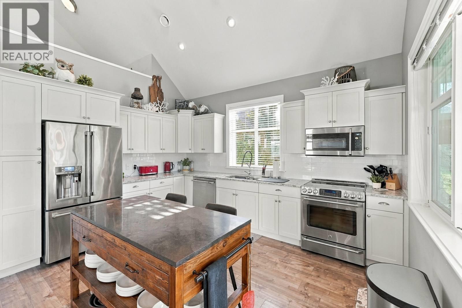 2450 Radio Tower Road Road Unit# 129, Oliver — photo 12