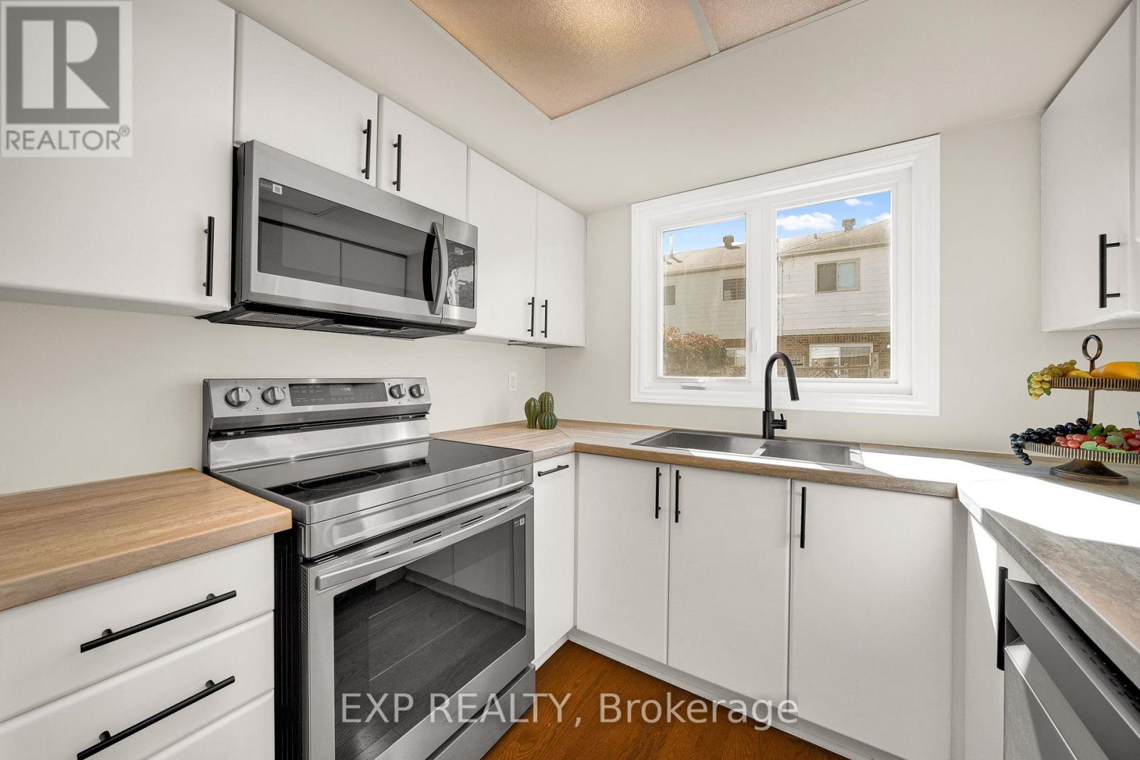 105 SOUTHPORT DRIVE, Ottawa — photo 12