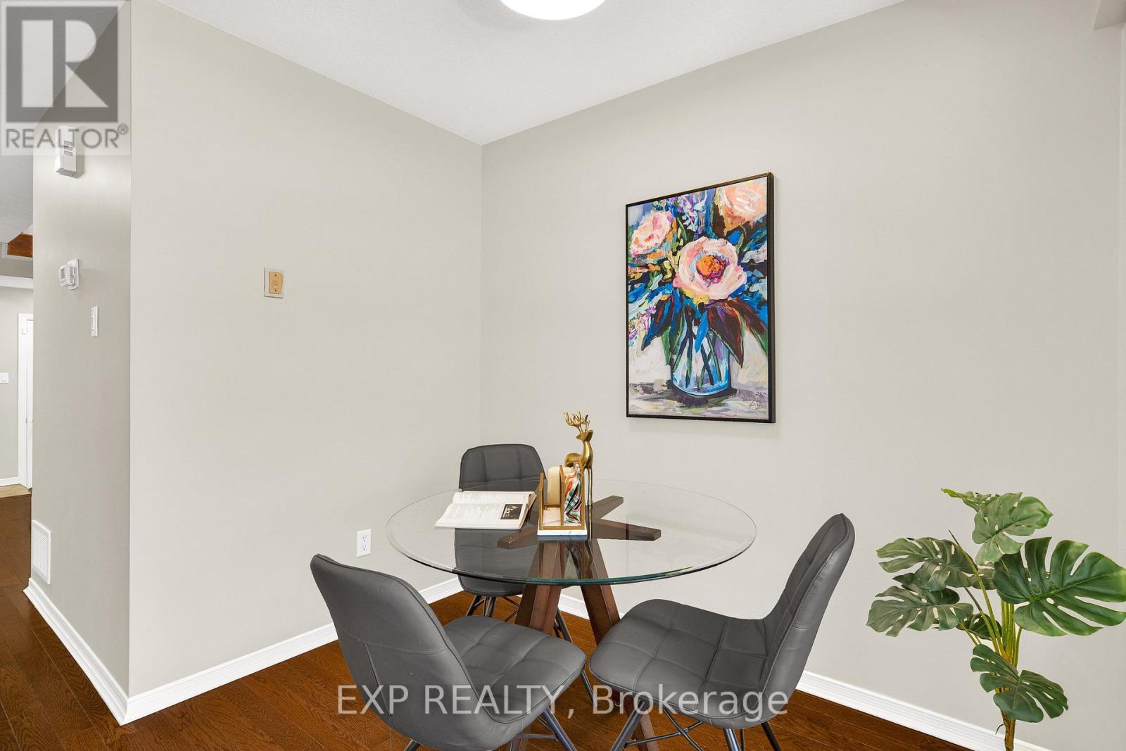 105 SOUTHPORT DRIVE - Image 15