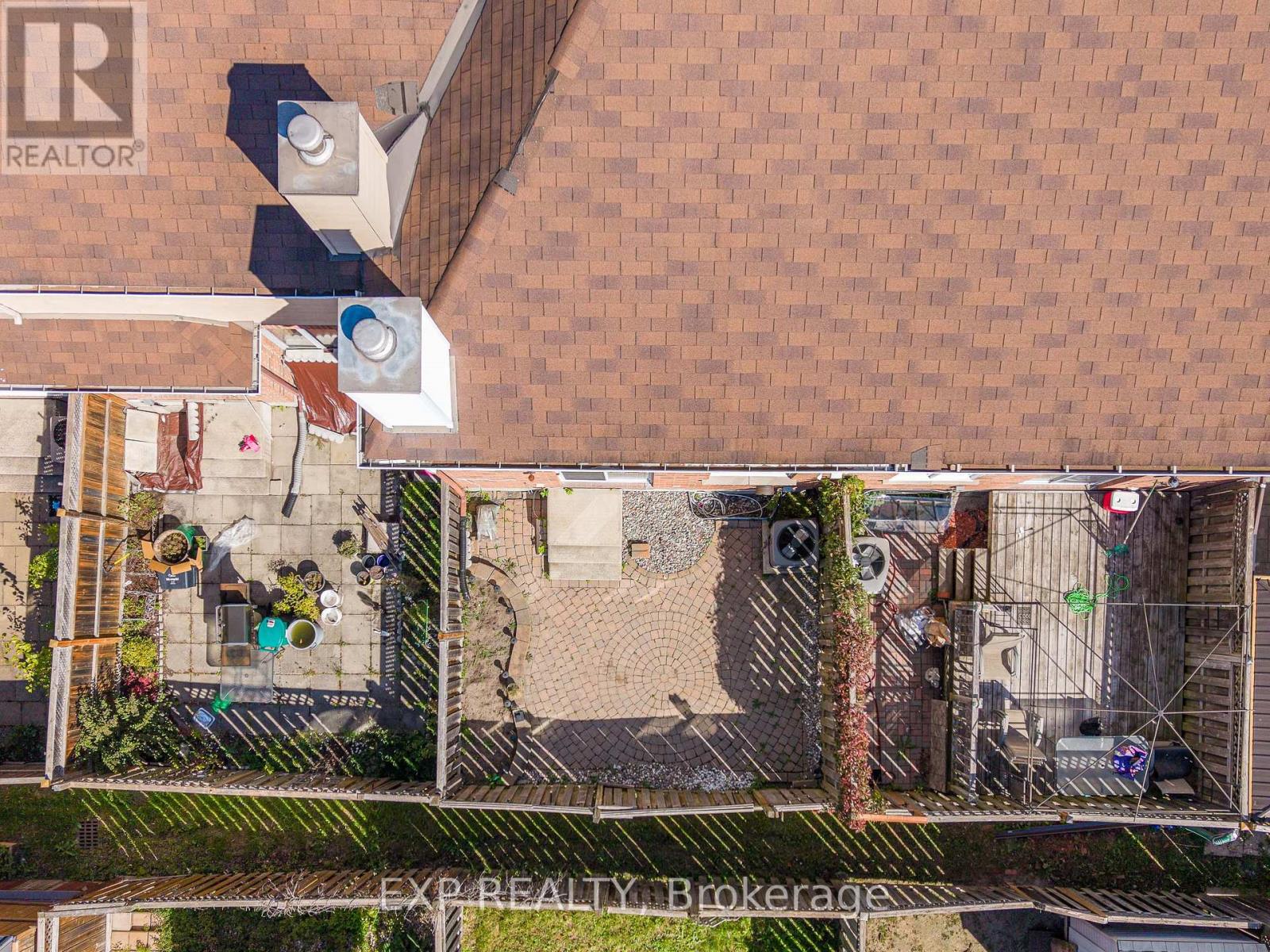 105 SOUTHPORT DRIVE - Image 36