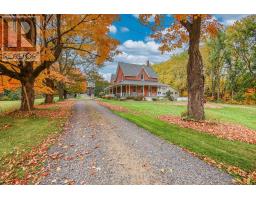 8253 Russell Road, Ottawa, ON K4B1J1 Photo 25