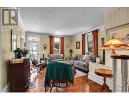 8253 Russell Road, Ottawa, ON K4B1J1 Photo 6