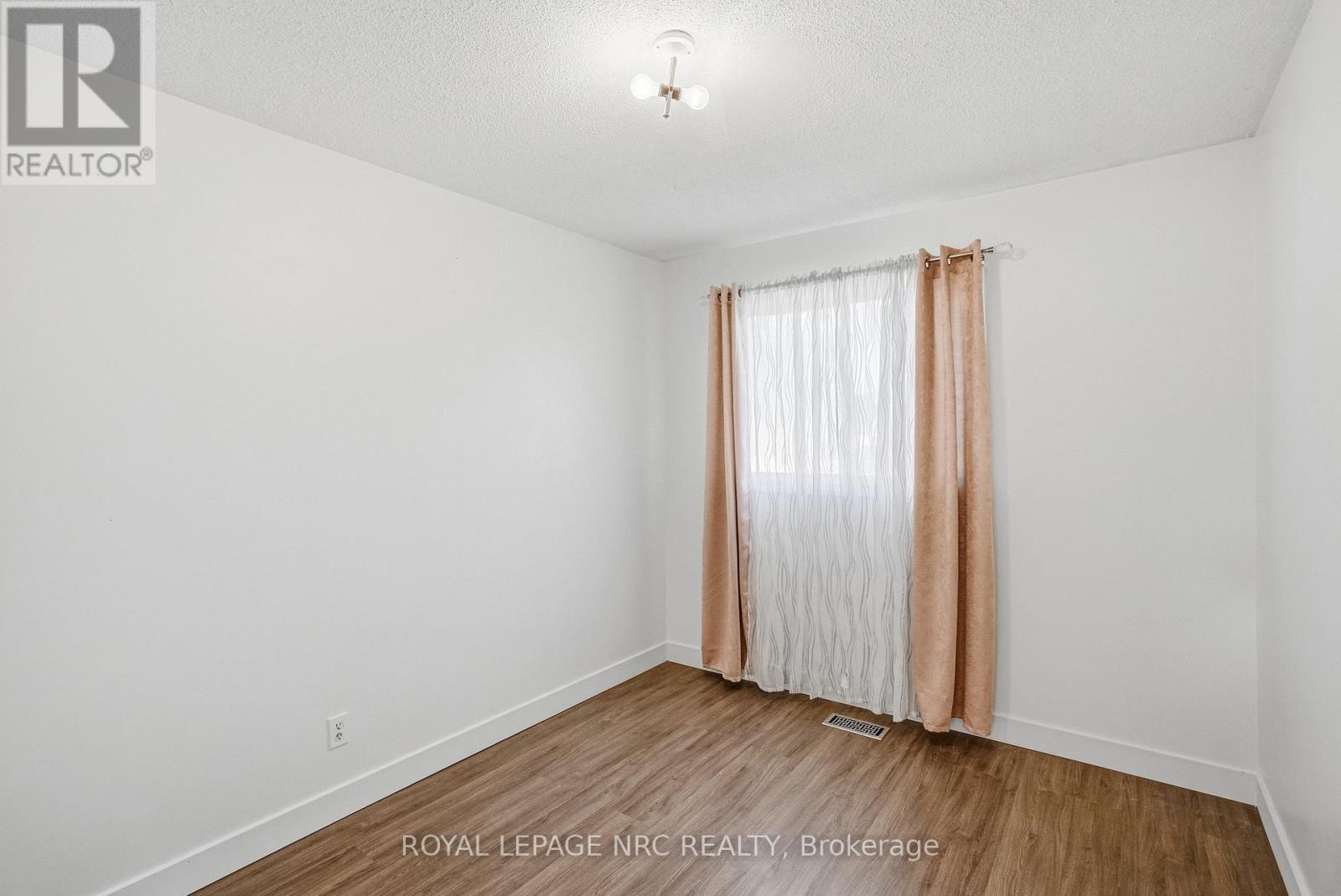 6033 WILDROSE CRESCENT - 13