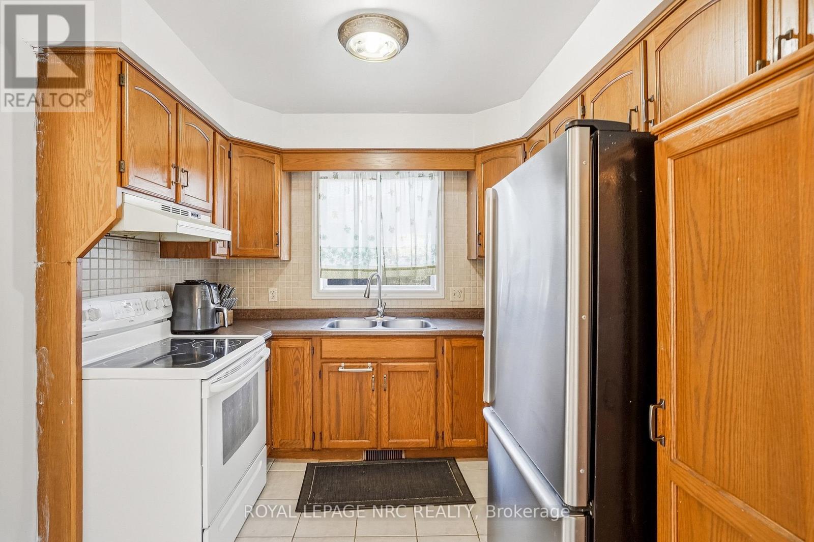 6033 WILDROSE CRESCENT, Niagara Falls (Oldfield) — photo 8