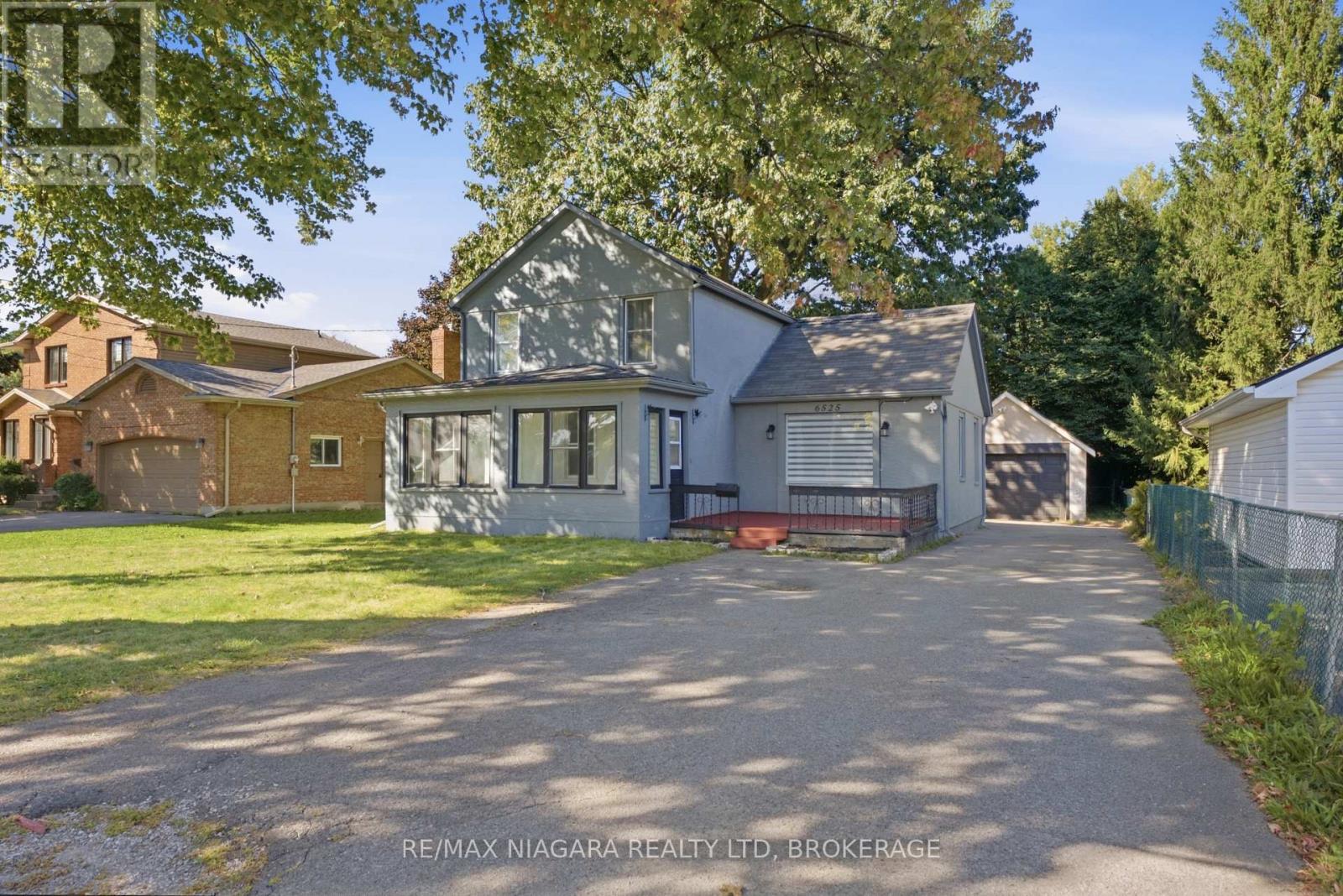 6525 ONEIL STREET, Niagara Falls (Stamford)