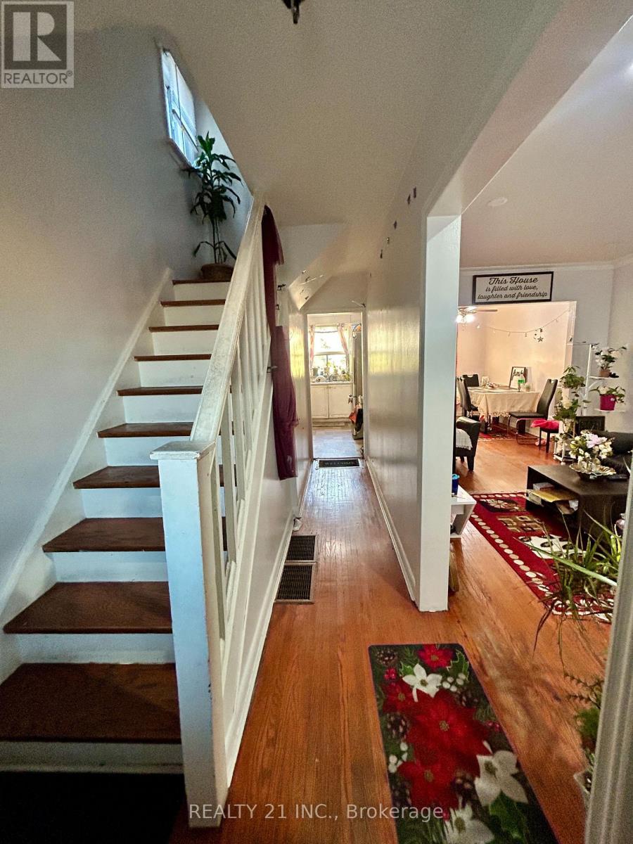 176 LINDEN AVENUE, Toronto (Kennedy Park) — photo 9