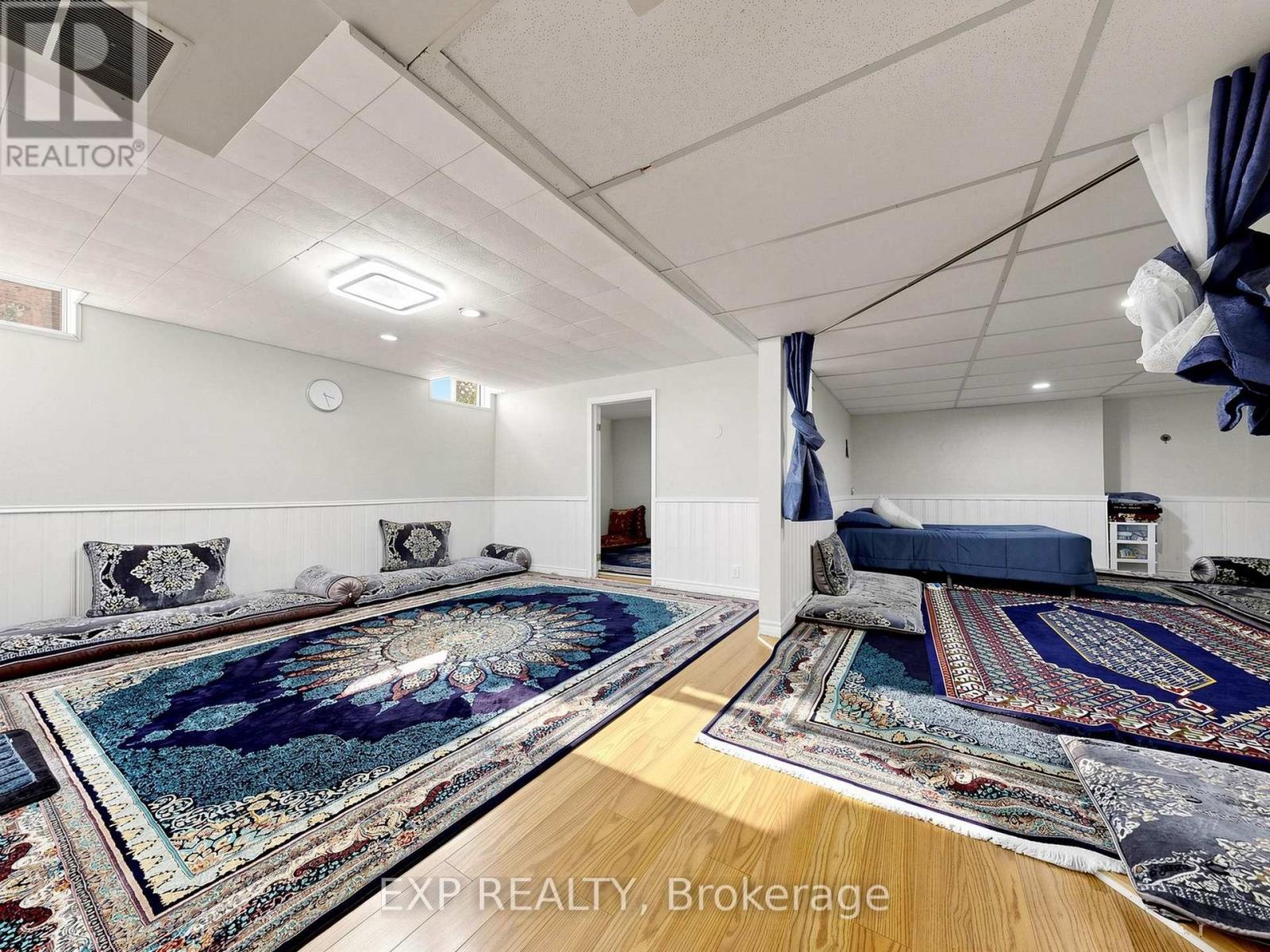 28 LONGFELLOW COURT - Image 29