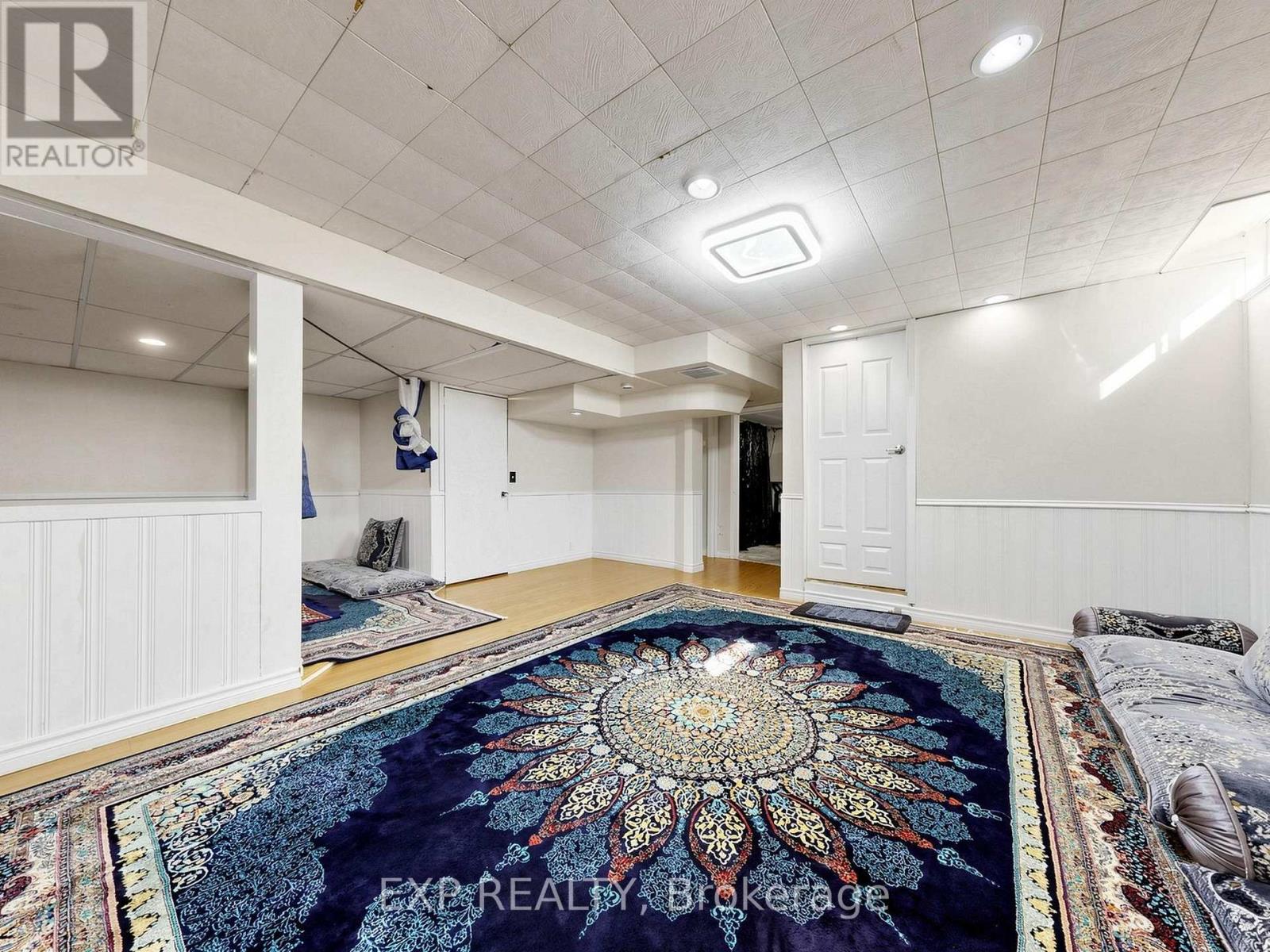 28 LONGFELLOW COURT - Image 31