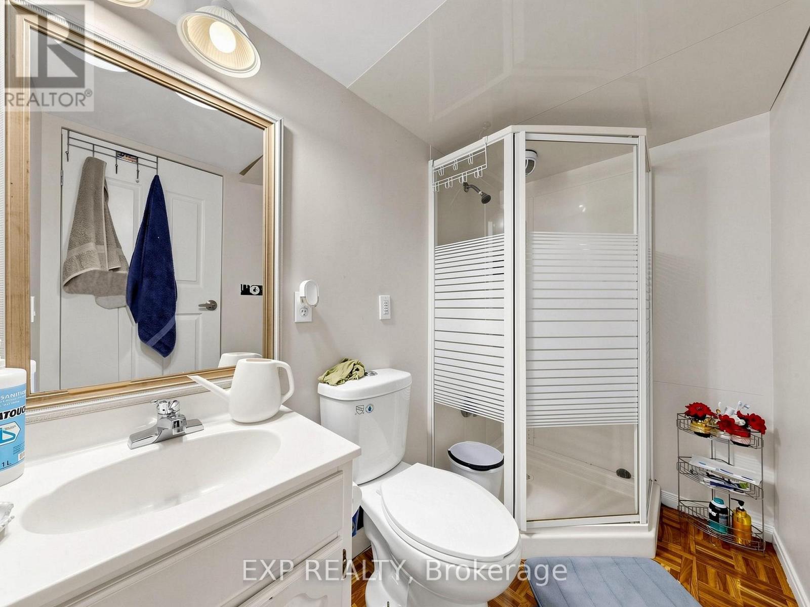 28 LONGFELLOW COURT - 33